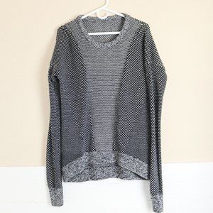Lululemon Yogi Crew  Sweater Black White 12?